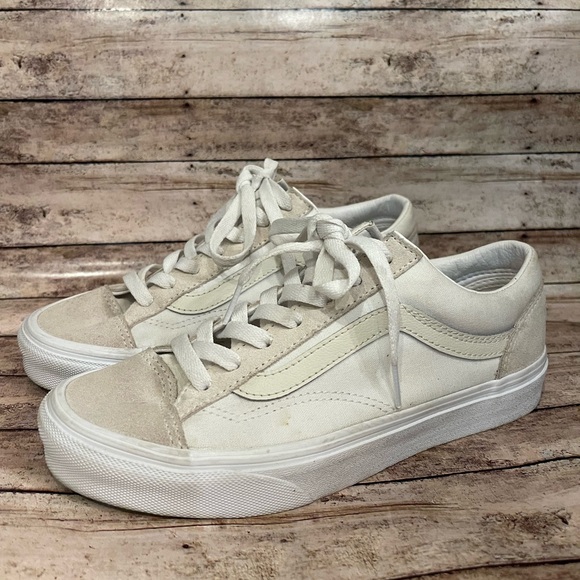 VANS Old Skool Cream & White Shoes Sz Women’s 7 or Men’s 5.5 - Picture 2 of 8